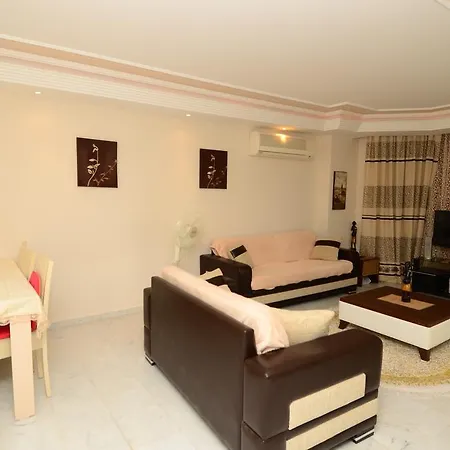Kurt Saphir Apartment